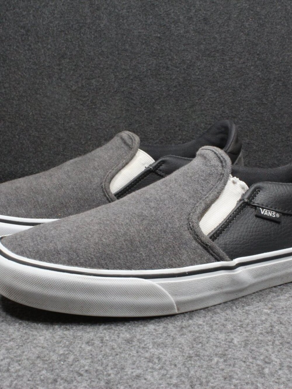 Vans Asher Deluxe Slip On Sneakers Soft Grey White Men's Size 11.5